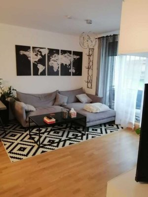 Geschmackvolle, sanierte 1,5-Raum-Wohnung mit EBK in Unterhaching