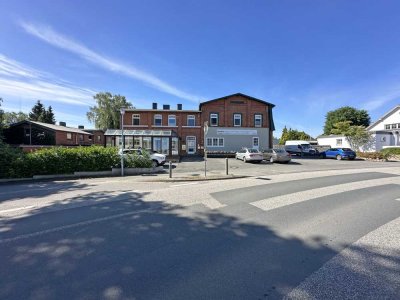 Zarpen | Mehrfamilienhaus mit 3 Wohnungen, Bürofläche, Wintergarten und Ausbaureserve - ideal für Ka