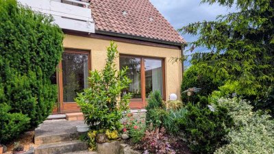 Kleines, charmantes Haus im Grünen