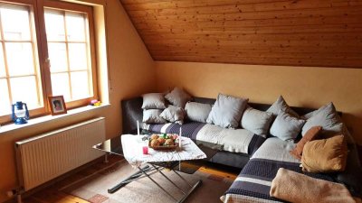 Hainburg: Gemütliche 3,5 Zimmer mit Kaminofen und Carport!