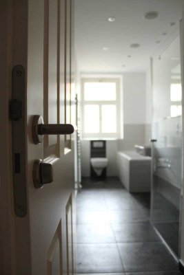 frei ab 1.4.26 - 3 Zimmer-Wohnung mit Balkon + Stellplatz, kernsaniert 2015, Energieklasse B