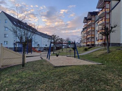 Helle 3-Raum-Wohnung im 1. OG mit Balkon in Zwickau-Auerbach