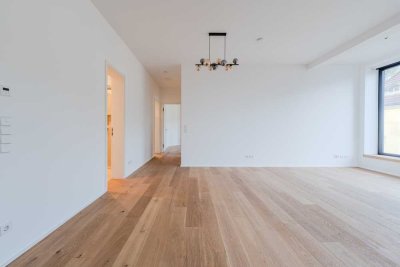 Exklusiver Neubau mit Balkon