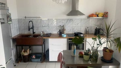 Quiet 2-Zimmer-Wohnung mit Balkon und EBK in Berlin Pankow