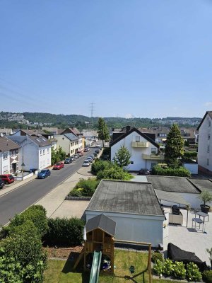 2-Zimmer-Dachgeschosswohnung in Koblenz-Wallersheim mit Loggia