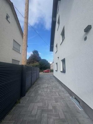 Moderne 2-Zimmer Wohnung in Zeilsheim zu vermieten