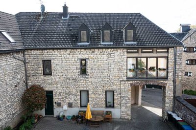 Zuhause mit 4 Zimmern und gehobener Ausstattung in Aachen