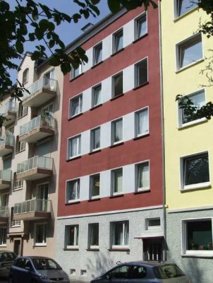 möbliertes WG-Zimmer für Studentinnen