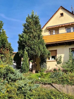 Frei stehendes Dreifamilienhaus in begehrter Hanglage