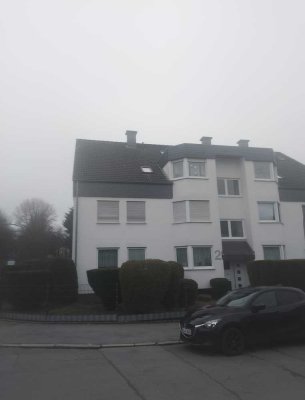 Gepflegte 4-Zimmer Maisonette-Wohnung mit Balkon in Neuasseln