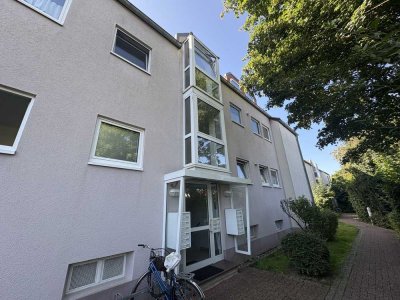 Sofort bezugsfreie 2-Zimmer-Wohnung mit Balkon und TG-Stellplatz!