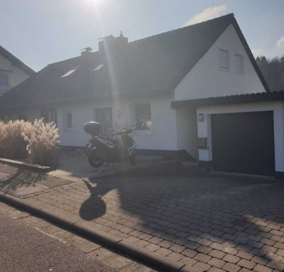 Haus KFW 100 EFFIZIENSKLASSE B KOMPLETT NEU SANIERT BAD HERSFELD