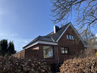 Wunderschönes Einfamilienhaus mit 6 Zimmern in Hamburg-Duvenstedt