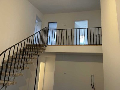 Erstbezug nach Kernsanierung – Großzügiges Einfamilienhaus in zentraler Lage in Frankfurt-Seckbach