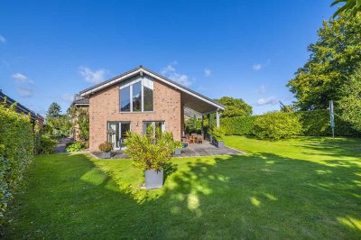 Modernes, energieeffizientes Haus mit flexibler Nutzung: Wohnen • Arbeiten • Vermieten