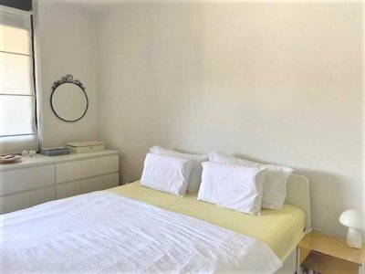 **Schöne gemütliche 1 Zimmer- Wohnung mit Balkon in zentraler Lage**