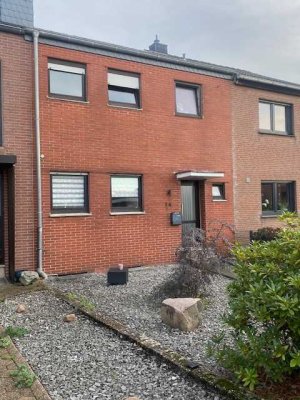 Provisionsfrei Reihenhaus mit 4 Zimmern und Garage in Niederkrüchten