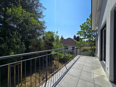 Provisionsfrei: bezugsfertige DG-Maisonettewohnung inkl. Einbauküche in Trudering