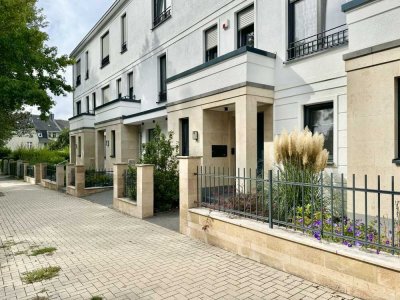 Stadtpark-Glück im Dichterviertel: Bezugsfertiges Haus-im-Haus