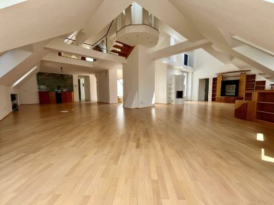 Extravagantes, kultiges Retro Chic XXL Penthouse