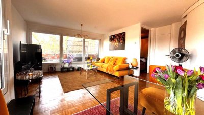 Pfiffige  Penthouse Wohnung  im Herzen von D-Oberkassel