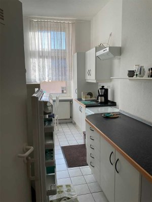 Gepflegte Wohnung mit vorhandener Möblierung