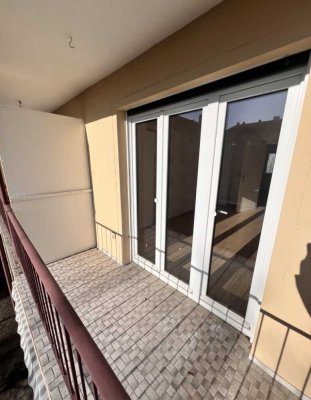 Wohnen Nähe Wiesengrund ...
Sonnige 2 Zimmer- Wohnung mit Loggia