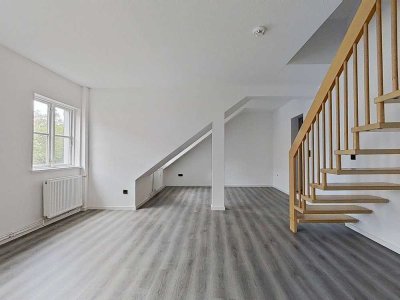 Dein neues Design-Zuhause: Renoviertes Maisonette-Schmuckstück in der Echternstraße