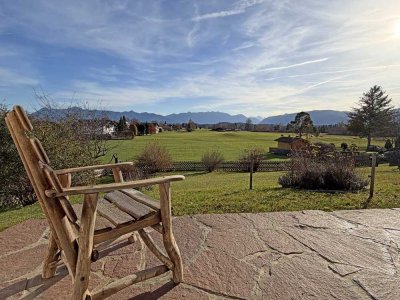Solides Zweifamilienhaus in begehrter Aussichtslage von Uffing