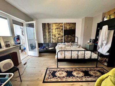 Familienfreundliches Wohnen in Reinickendorf: Reihenendhaus mit Garten, Garage und Stellplätzen