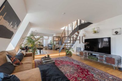 Penthouse-Flair in Neckarau-Maisonette mit Dachterrasse & Stil