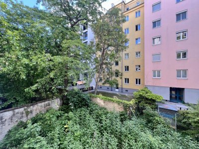 Unsaniert &amp; einzigartig – Altbaujuwel mit Potenzial