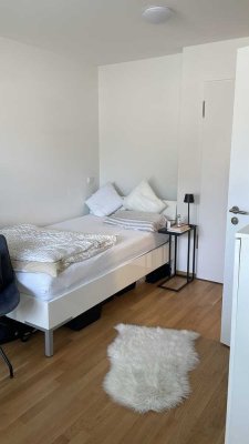 Befristete Zwischenmiete: Möbeliertes 1-Zimmer Apartment