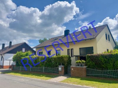 Einfamilienhaus mit Einliegerwohnung mit Garage in Oberreichenbach