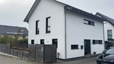 Bielefeld Quelle - Modernes und energieeffizientes Einfamilienhaus in Premiumlage