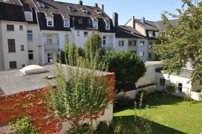 Modernisierte 3-Zimmerwohnung mit Wohnküche und Balkon auf dem Rott