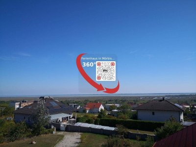 Ferienhaus mit unverbautem Seeblick und großem Potential in Mörbisch