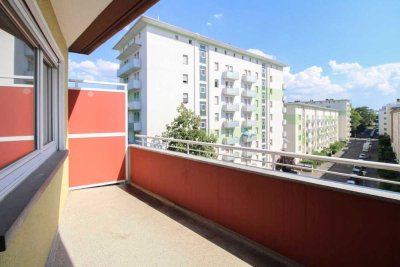 Stilvoll modernisiert: 2-Zimmer-Wohnung in Ludwigshafen, erstbezug! Auch WG-geeignet