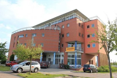 komplett saniert, alles neu! Helle und schöne Wohnung