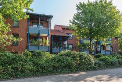 Frisch renovierte Wohnung mit neuer Einbauküche und Balkon