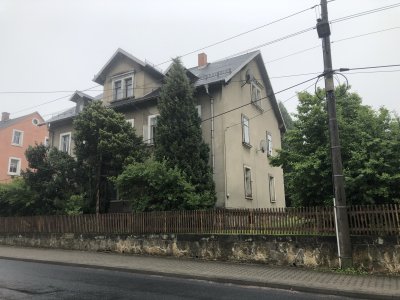 Lage, Lage, Lage ... Haus mitten im Tharandter Wald mit eigenem Mammutbaum