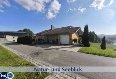 IDYLLISCHES EINFAMILIENHAUS
 MIT EINLIEGERWOHNUNG 
AM FUßE DES DREISESSELBERGES