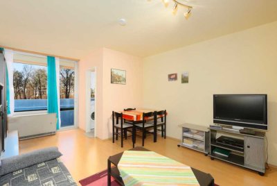 Helles 1-Zimmer-Apartment im Pharaohaus – München-Oberföhring