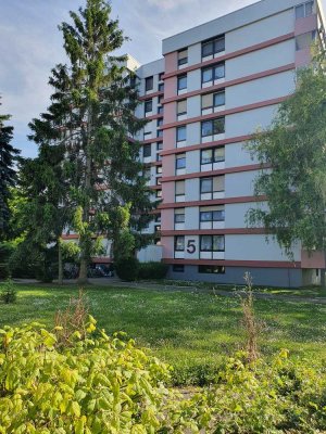 Sonnige 3 Raumwohnung mit 2 Balkone und TG Stellplatz