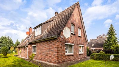 Hübsches EFH mit großem Grundstück, Garten, Stellplätzen, EBK und Terrasse in ländlicher Umgebung