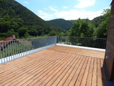 Exclusive Villa mit eigenen Lift im Haus, Pool und Grünblick - Neubau Erstbezug