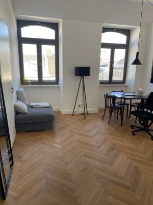 Stilvolle Dachgeschosswohnung im Herzen von Bonn