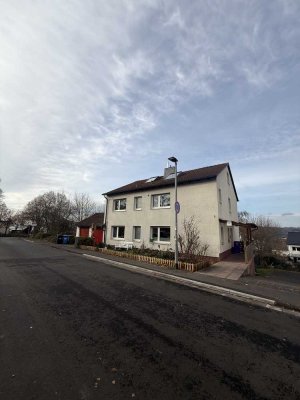 Frisch renovierte  3ZKB mit Balkon in sonniger Lage von Marburg-Cappel