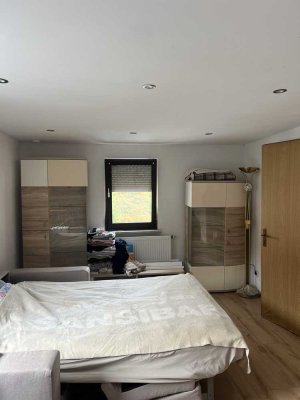 Freundliche 3,5-Zimmer-Maisonette Wohnung in Weissach