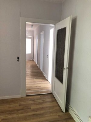 4-Zimmer Wohnung ,bezugsfrei ab 1.2. 2026
